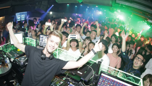 スクリーンショット 2015-12-10 22.56.25.png